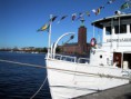 /album/gallery-multi-activity-trails/city-hall-boat-2-photo-alexander-dokukin-low-res-jpg2/